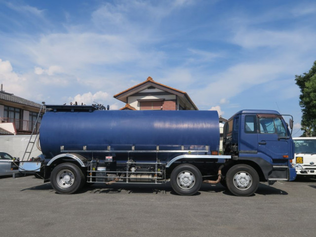 UDトラックス（日産） 大型 タンクローリー KL-CV48E(90392) 3枚目