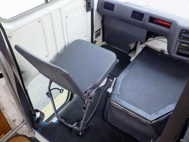 トヨタ ダイナ 小型 アルミバン KK-LY228K(90399) 49枚目