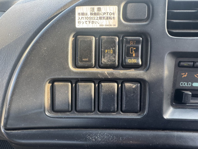 いすゞ フォワード 中型 コンテナ専用車 KK-FRR35G4(90406) 28枚目