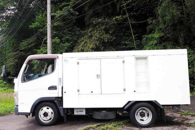 三菱ふそう キャンター 小型 高圧洗浄車 TPG-FBA00(90438) 2枚目