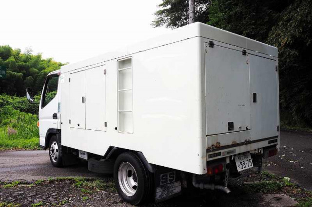 三菱ふそう キャンター 小型 高圧洗浄車 TPG-FBA00(90438) 3枚目