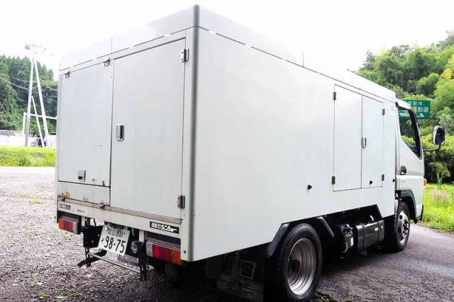 三菱ふそう キャンター 小型 高圧洗浄車 TPG-FBA00(90438) 5枚目