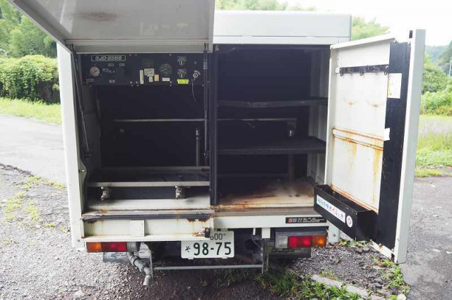 三菱ふそう キャンター 小型 高圧洗浄車 TPG-FBA00(90438) 9枚目