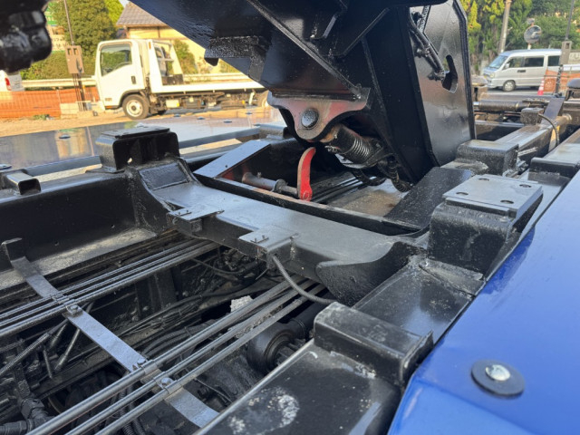 三菱ふそう スーパーグレート 大型 コンテナ専用車 QPG-FV60VY(90442) 13枚目