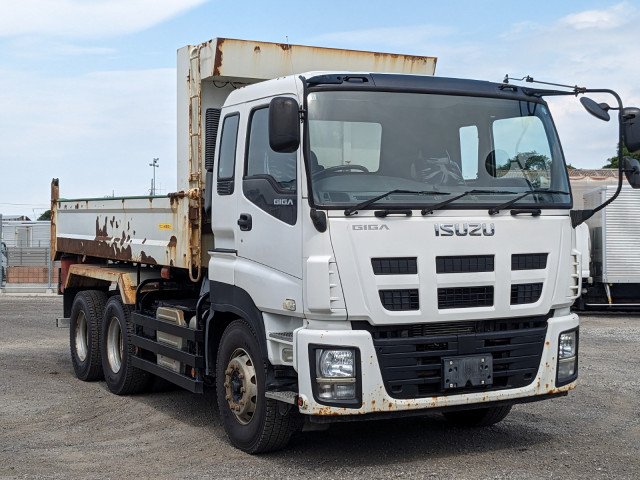 いすゞ ギガ 大型 土砂ダンプ QKG-CXZ77AT(90446) 3枚目