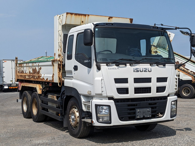いすゞ ギガ 大型 土砂ダンプ QKG-CXZ77AT(90447) 3枚目