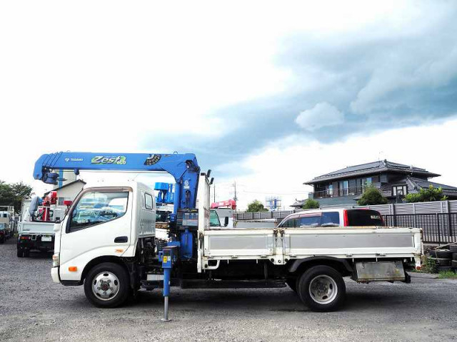 日野 デュトロ 小型 クレーン付き TKG-XZU695M(90450) 2枚目