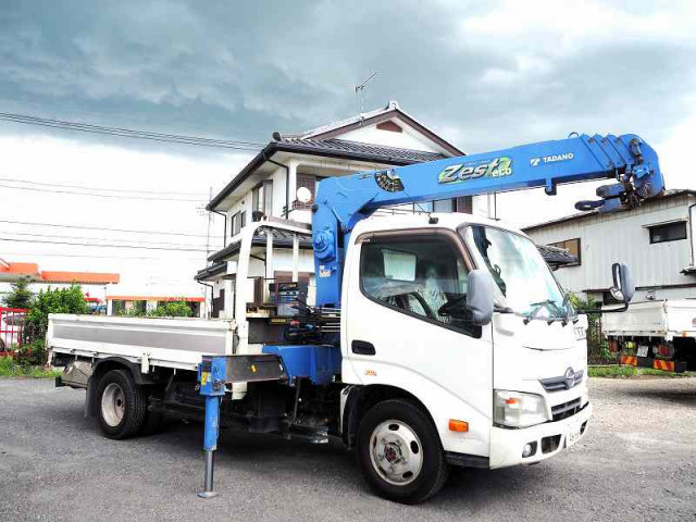 日野 デュトロ 小型 クレーン付き TKG-XZU695M(90450) 7枚目