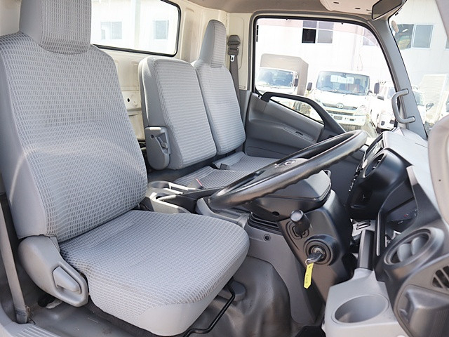 トヨタ ダイナ 小型 平ボディ TKG-XZU720(90451) 31枚目
