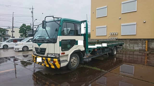 UDトラックス（日産） コンドル 中型 平ボディ PB-MK36A(2134) 1枚目