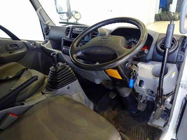 日野 デュトロ 小型 クレーン付き SKG-XZU675M(90494) 5枚目