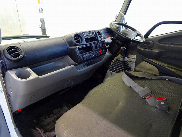 日野 デュトロ 小型 クレーン付き SKG-XZU675M(90494) 7枚目