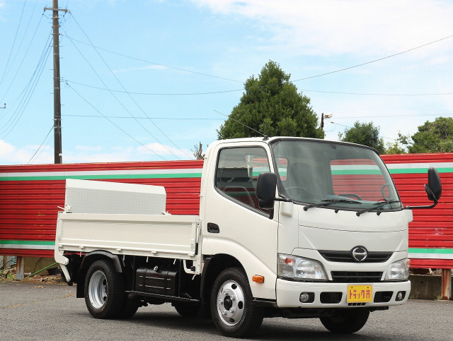日野 デュトロ 小型 平ボディ SKG-XZU605M(90509) 3枚目