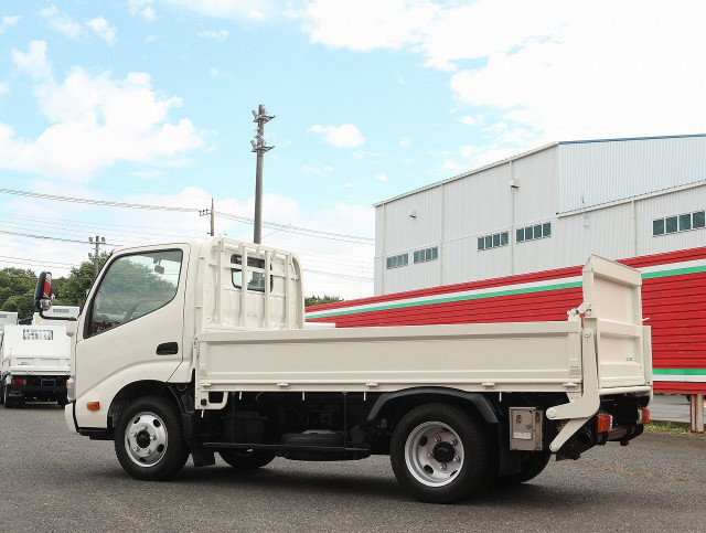 日野 デュトロ 小型 平ボディ SKG-XZU605M(90509) 7枚目