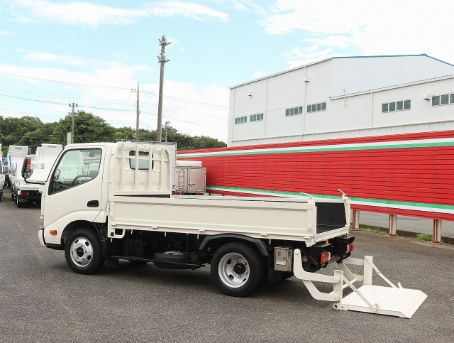 日野 デュトロ 小型 平ボディ SKG-XZU605M(90509) 15枚目