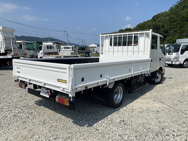 日野 デュトロ 小型 Wキャブ SKG-XZU710M(90512) 8枚目