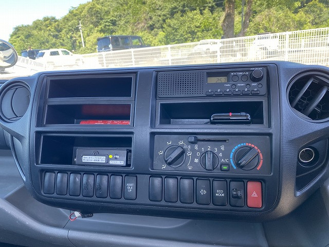日野 デュトロ 小型 平ボディ SKG-XZU710M(90515) 30枚目