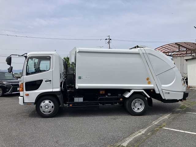 日野 レンジャー 中型 塵芥車（プレス式） BKG-GC7JEYA(90520) 4枚目