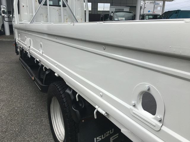 いすゞ エルフ 小型 平ボディ BKG-NLR85AR(90523) 21枚目