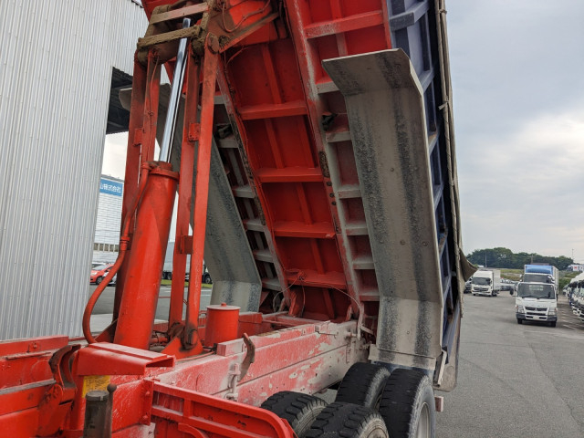 UDトラックス（日産） クオン 大型 土砂ダンプ ADG-CD4XM(90532) 21枚目