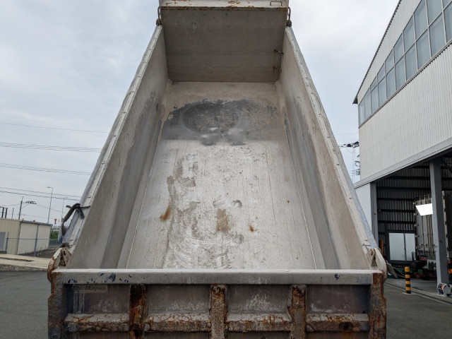 UDトラックス（日産） クオン 大型 土砂ダンプ ADG-CD4XM(90532) 26枚目