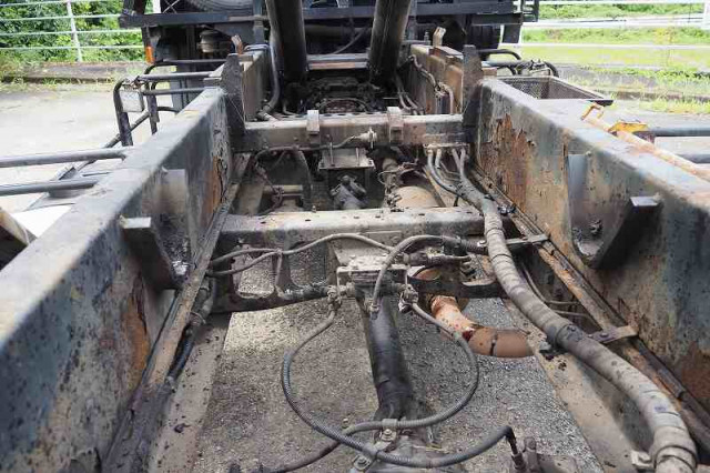 日野 レンジャー 増トン コンテナ専用車 BDG-FE7JGWA(90533) 32枚目