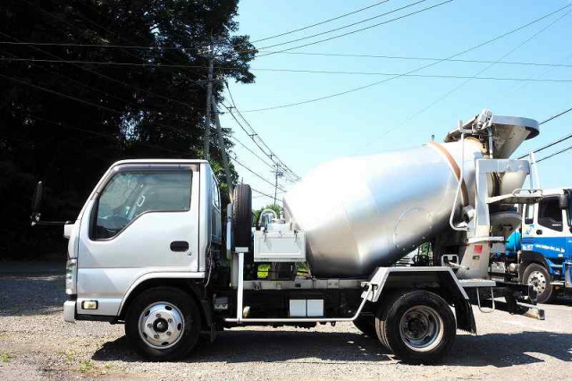 いすゞ エルフ 小型 ミキサー車 BKG-NKR85N(90545) 2枚目