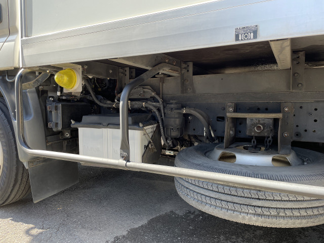 トヨタ トヨエース 小型 アルミバン BDG-XZU308(90551) 7枚目