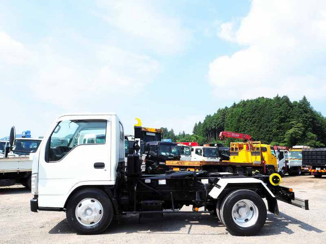 いすゞ エルフ 小型 コンテナ専用車 BDG-NKR85N(90559) 2枚目