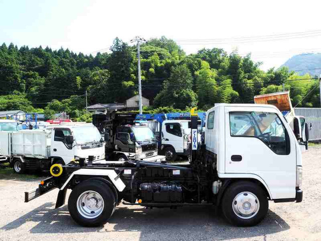 いすゞ エルフ 小型 コンテナ専用車 BDG-NKR85N(90559) 7枚目