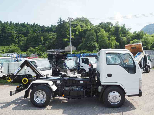 いすゞ エルフ 小型 コンテナ専用車 BDG-NKR85N(90559) 10枚目