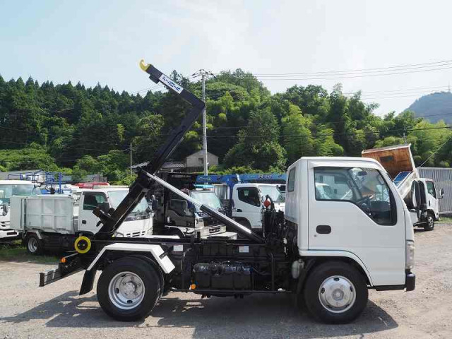 いすゞ エルフ 小型 コンテナ専用車 BDG-NKR85N(90559) 15枚目