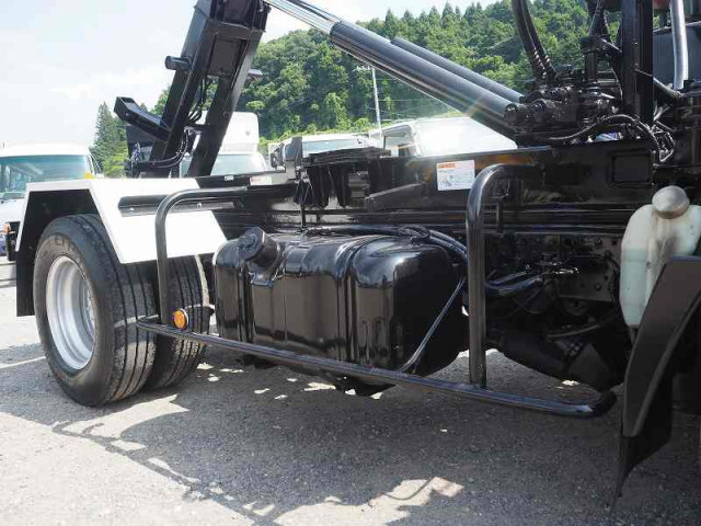 いすゞ エルフ 小型 コンテナ専用車 BDG-NKR85N(90559) 21枚目