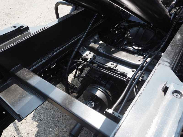 いすゞ エルフ 小型 コンテナ専用車 BDG-NKR85N(90559) 23枚目