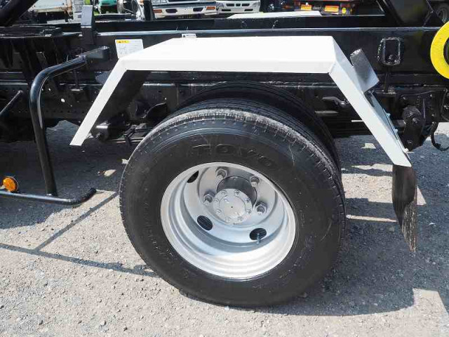 いすゞ エルフ 小型 コンテナ専用車 BDG-NKR85N(90559) 32枚目