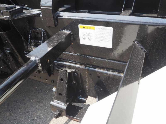 いすゞ エルフ 小型 コンテナ専用車 BDG-NKR85N(90559) 34枚目
