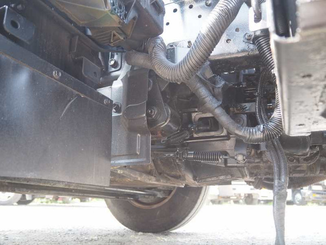 いすゞ エルフ 小型 コンテナ専用車 BDG-NKR85N(90559) 38枚目