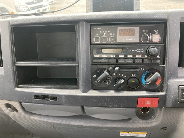 いすゞ エルフ 小型 冷凍冷蔵バン BKG-NJR85AN(90572) 40枚目