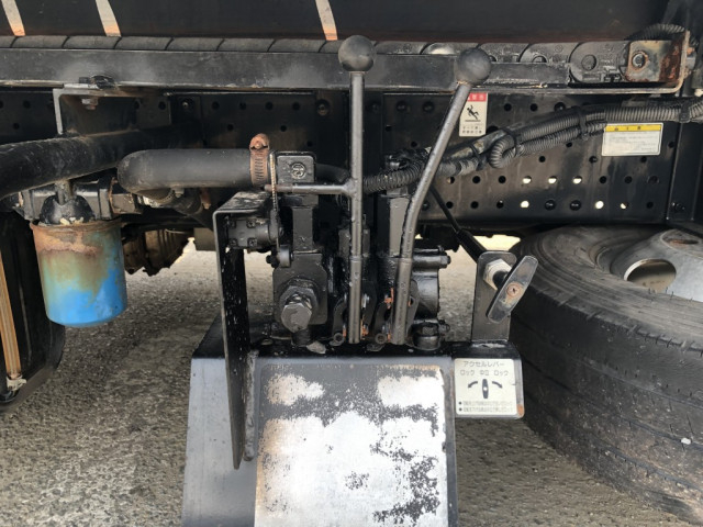 いすゞ エルフ 小型 車載専用車 BKG-NPR85AN(90591) 9枚目