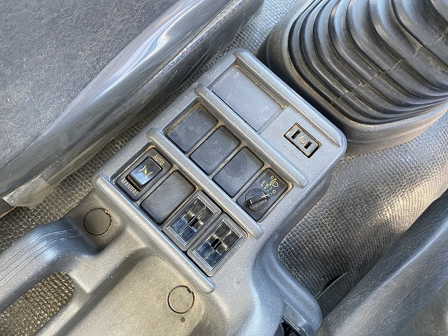 いすゞ フォワード 中型 土砂ダンプ ADG-FRR90C3S(90604) 37枚目