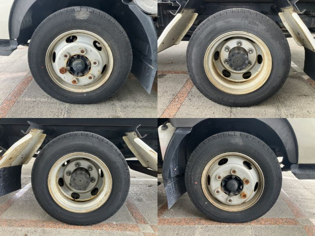 トヨタ トヨエース 小型 車載専用車 BDG-XZU424(90605) 24枚目
