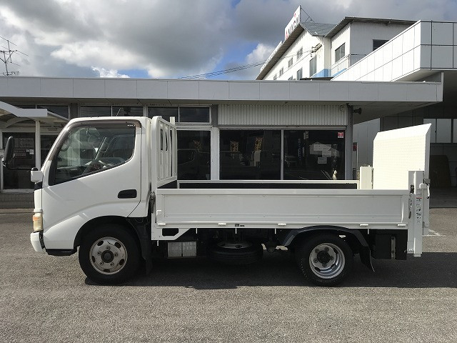 日野 デュトロ 小型 平ボディ PB-XZU306M(90620) 4枚目