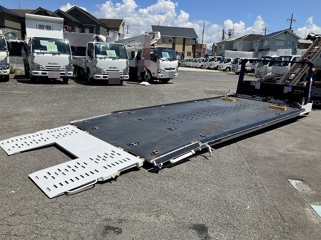 いすゞ エルフ 小型 車載専用車 2RG-NPR88AN(88990) 15枚目