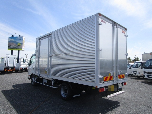 日野 デュトロ 小型 アルミバン 2PG-XZU712M(88799) 2枚目