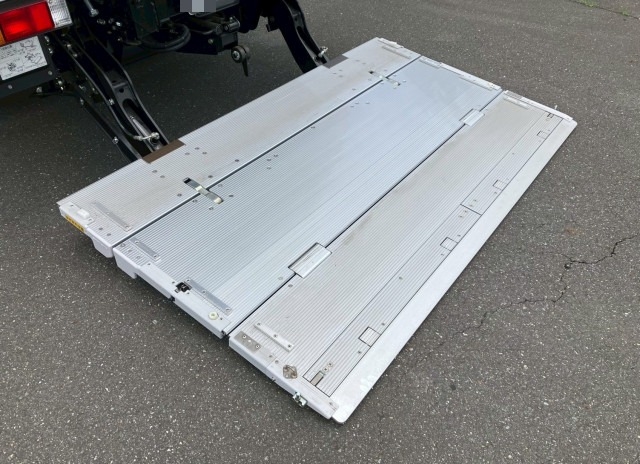 三菱ふそう キャンター 小型 アルミバン 2RG-FEB50(88763) 16枚目