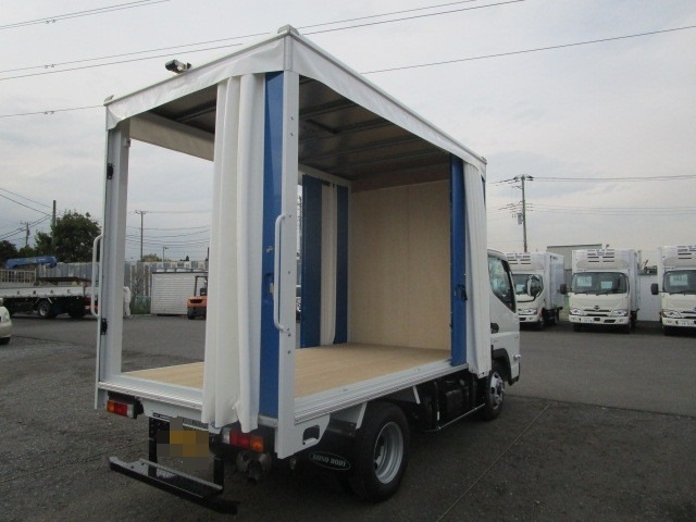 三菱ふそう キャンター 小型 アルミバン 2RG-FBA20(88747) 11枚目