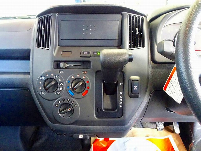 マツダ ボンゴ 小型 アルミバン 5BF-S413Z(90675) 10枚目