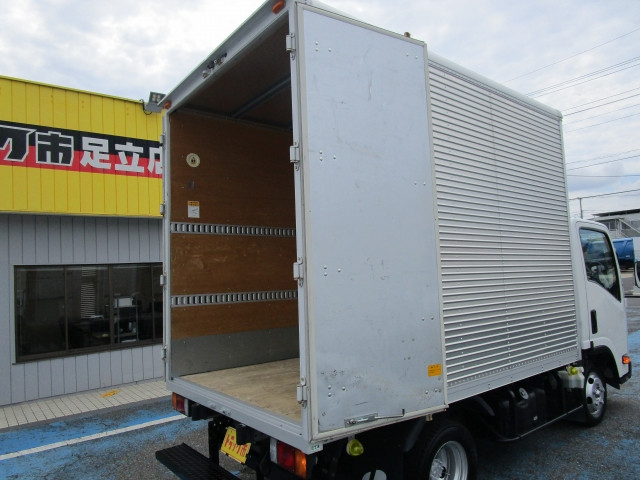 いすゞ エルフ 小型 バン TPG-NLR85AN(109785) 2枚目