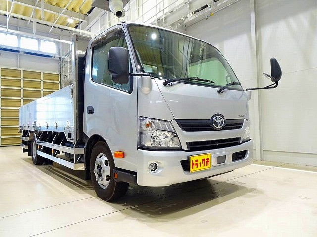 トヨタ ダイナ 小型 平ボディ TKG-XZU722(90726) 2枚目
