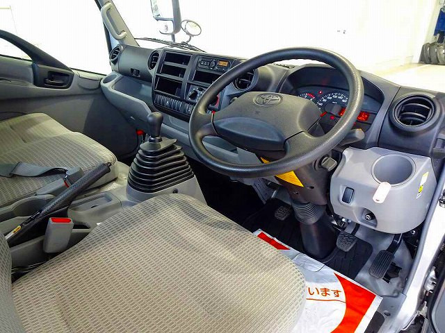 トヨタ ダイナ 小型 平ボディ TKG-XZU722(90726) 5枚目
